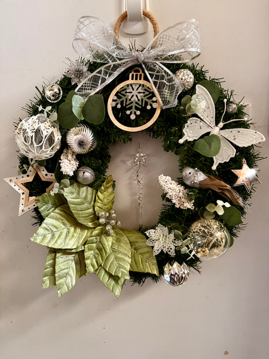 A Whispering Woods Christmas